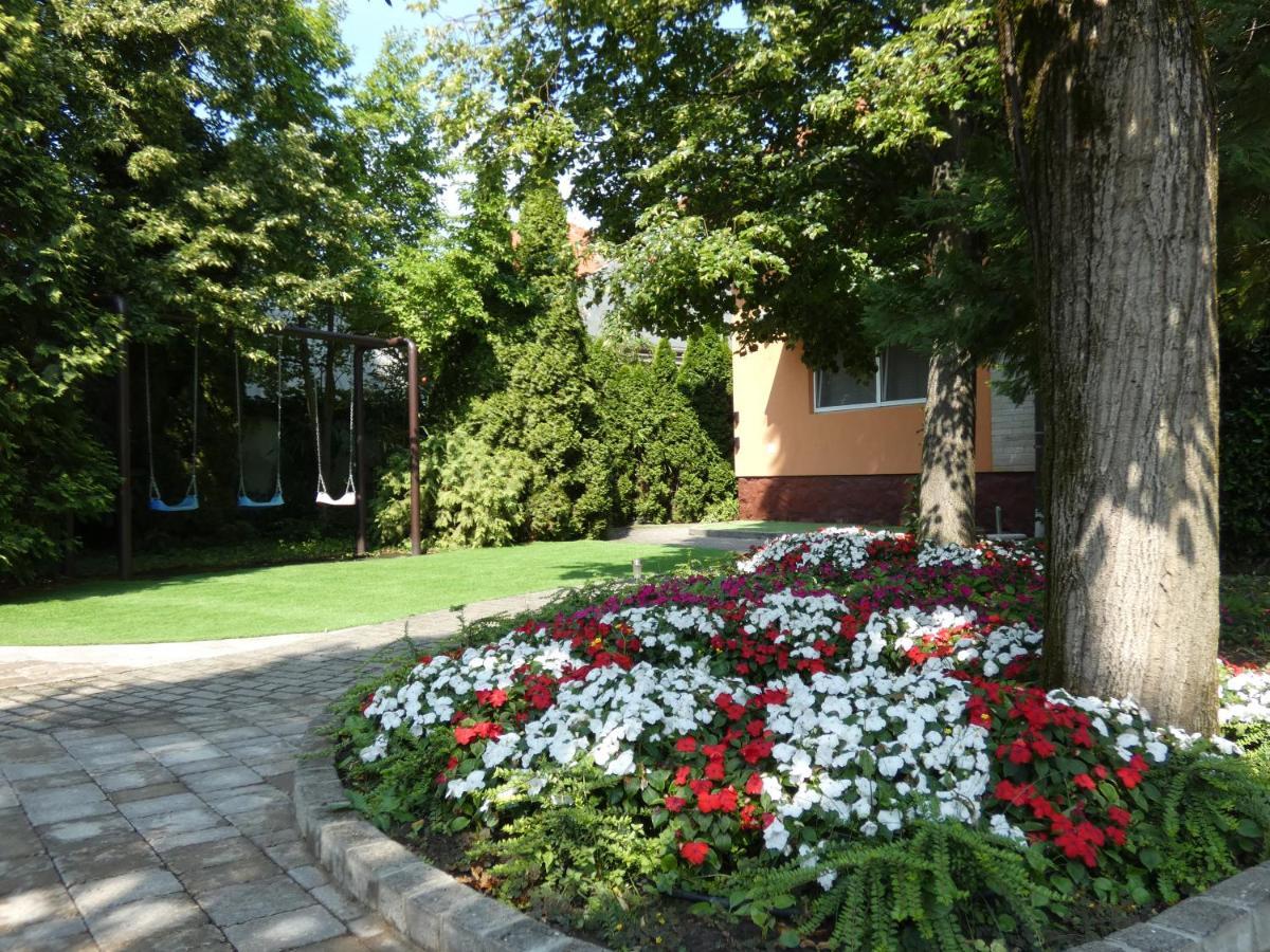 The Boys Apartman Siofok Dış mekan fotoğraf