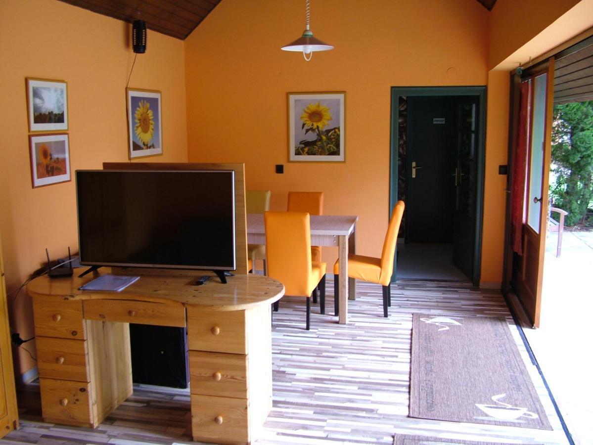 The Boys Apartman Siofok Dış mekan fotoğraf